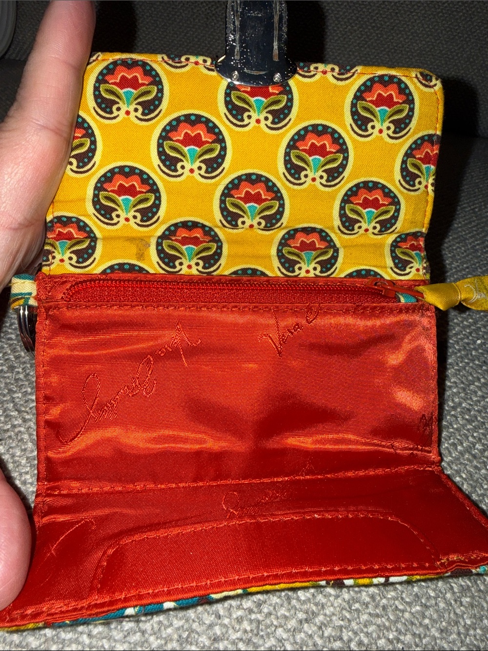 Vera Bradley Pick ONE  Floral Quilted Keychain Cardholders - Picture 10 of 10